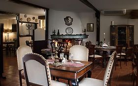 Pensiune-Restaurant Tara Luanei